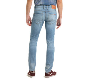 Jean homme Mustang Oregon Tapered   1010850-5000-582