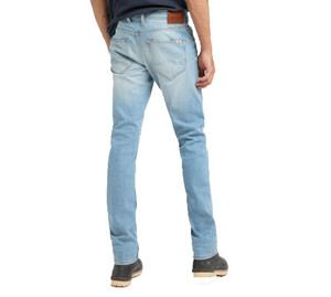 Jean homme Mustang Oregon Tapered   1009665-5000-584